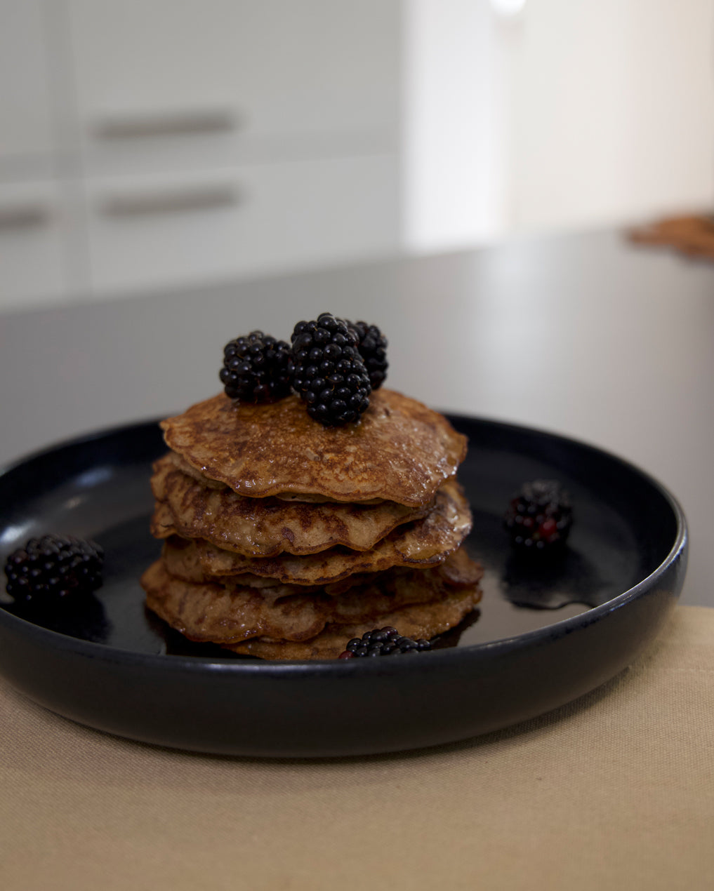 Banana Almond Pancakes - Vejo